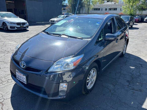 2010 Toyota Prius III