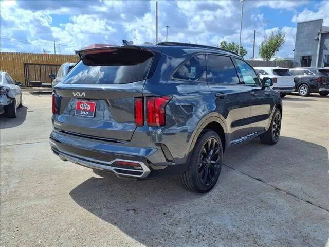 2023 Kia Sorento SX