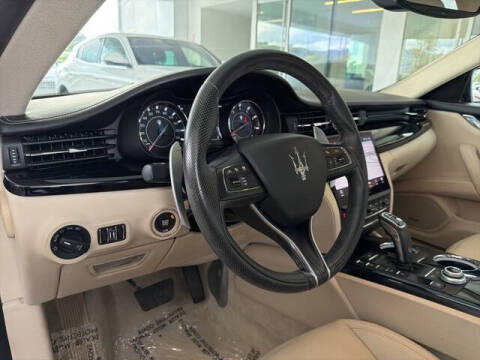 2022 Maserati Quattroporte Modena Q4