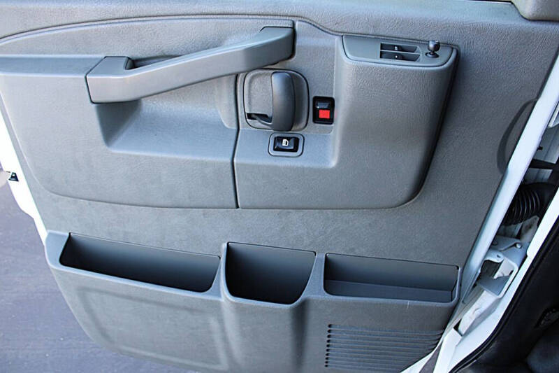 2021 Chevrolet Express 2500