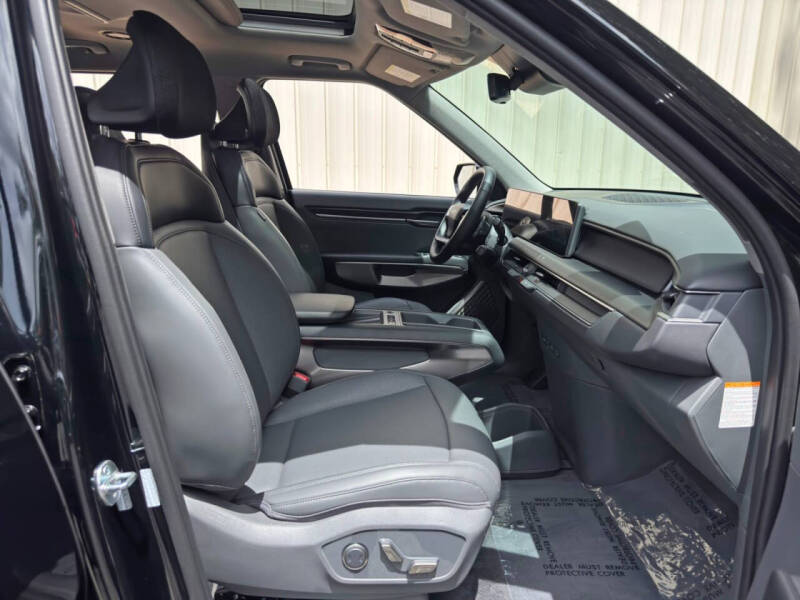 2026 Kia EV9 Light Long Range