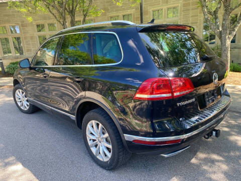 2015 Volkswagen Touareg TDI Lux