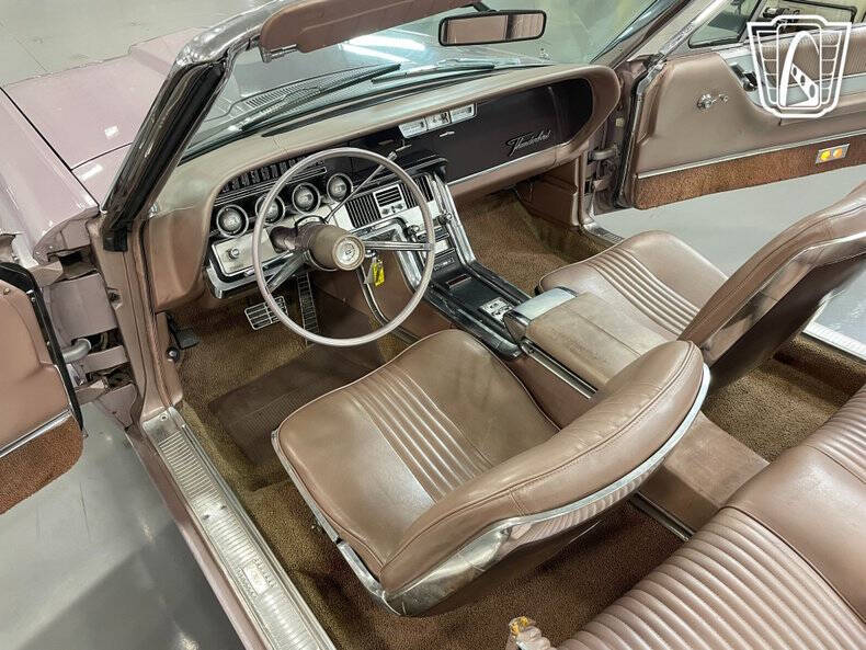 1964 Ford Thunderbird