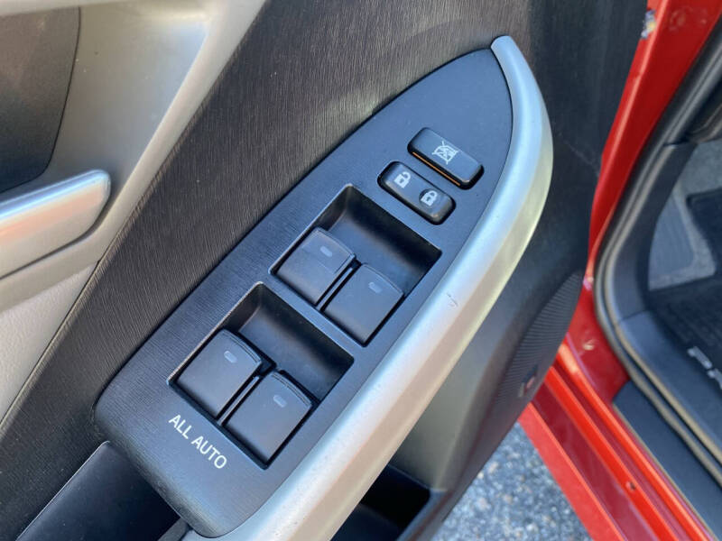 2012 Toyota Prius Five