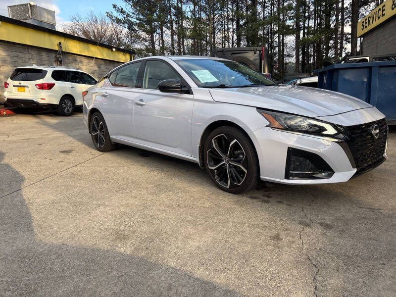 2025 Nissan Altima 2.5 SR