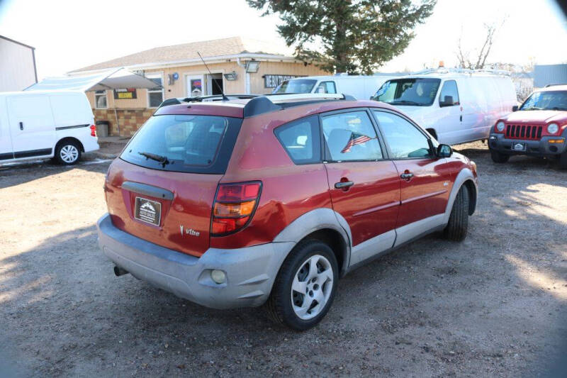 2003 Pontiac Vibe Base photo 3