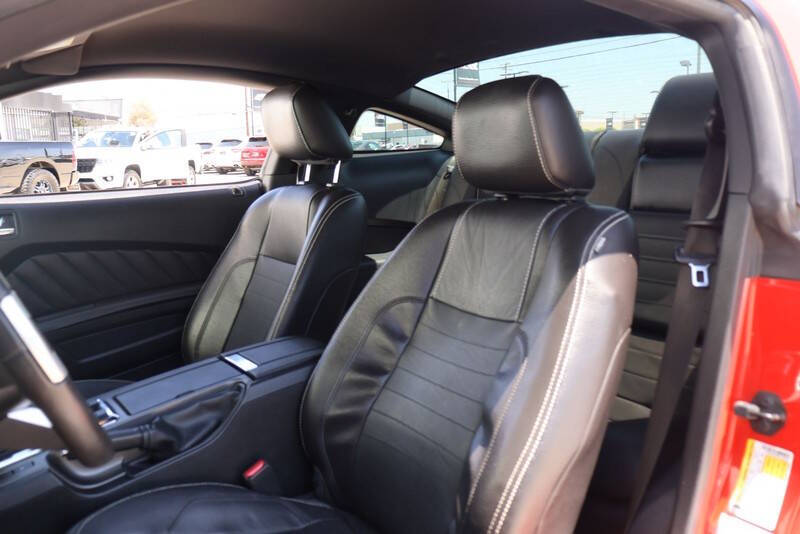 2011 Ford Mustang V6 Premium