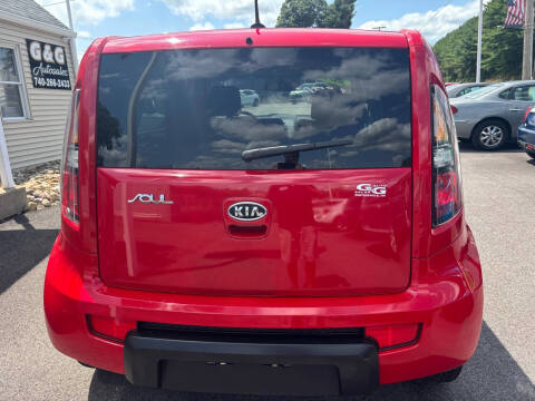 2011 Kia Soul +