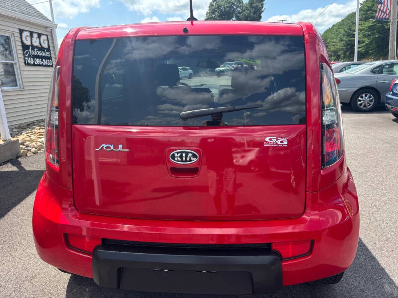 2011 Kia Soul +
