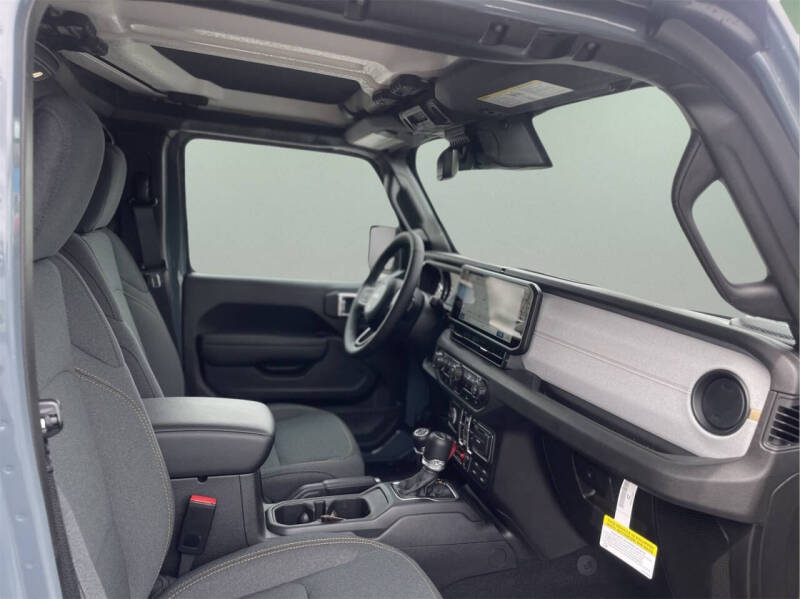 2025 Jeep Gladiator Willys