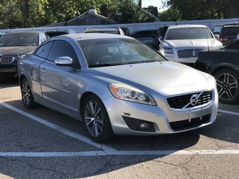 2011 Volvo C70 for sale at SOUTHFIELD QUALITY CARS in Detroit MI