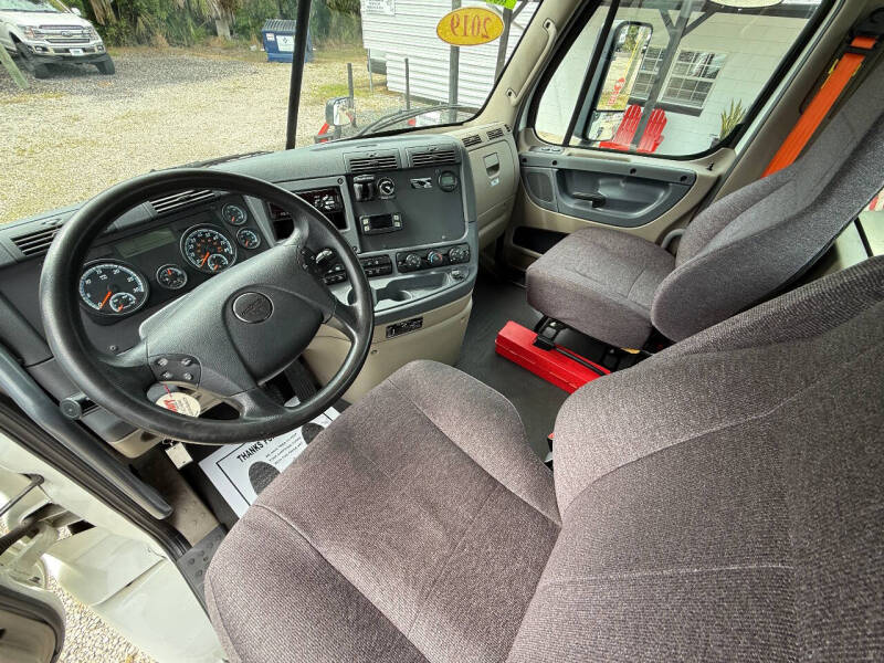 2019 Freightliner Cascadia