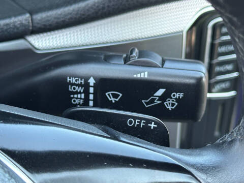 2017 Volkswagen Passat 1.8T R-Line