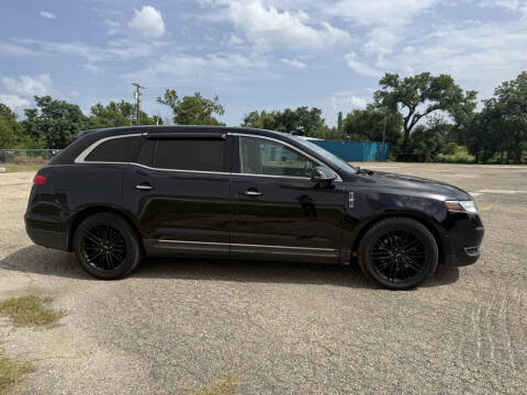 2019 Lincoln MKT Reserve