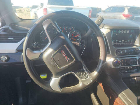 2017 GMC Yukon XL SLE