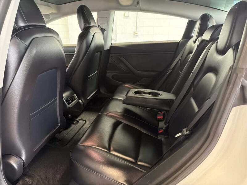 2019 Tesla Model 3 Mid Range