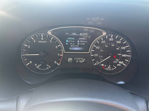 2015 Nissan Pathfinder SL