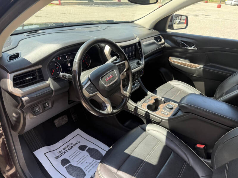 2020 GMC Acadia Denali