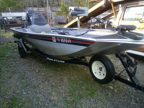 2009 Tracker BASS TRACKER