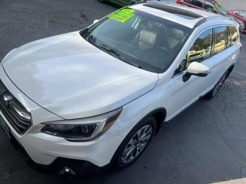 2018 Subaru Outback for sale at BEE BACK MOTORS in Sonora CA