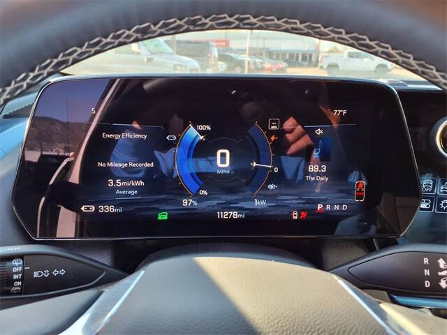 2025 Chevrolet Equinox EV LT