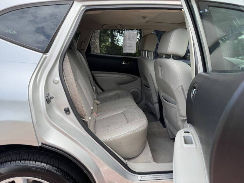 2012 Nissan Rogue SV w/SL Package