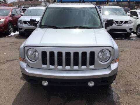 2014 Jeep Patriot for sale at Queen Auto Sales in Denver CO