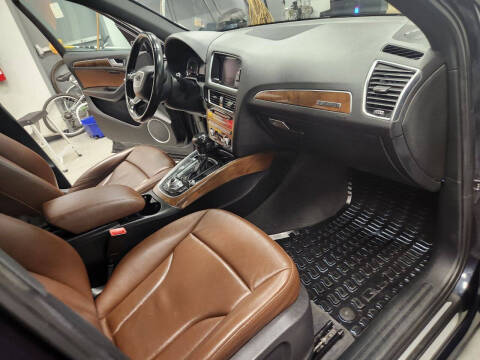 2017 Audi Q5 2.0T quattro Premium Plus