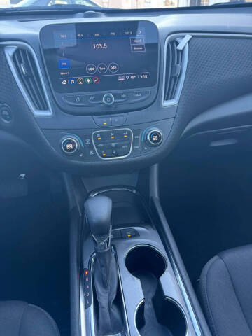 2024 Chevrolet Malibu LT