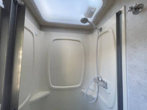 2006 Winnebago View 23H