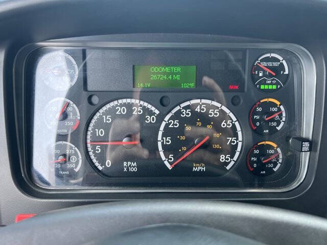 2016 Freightliner M2 106