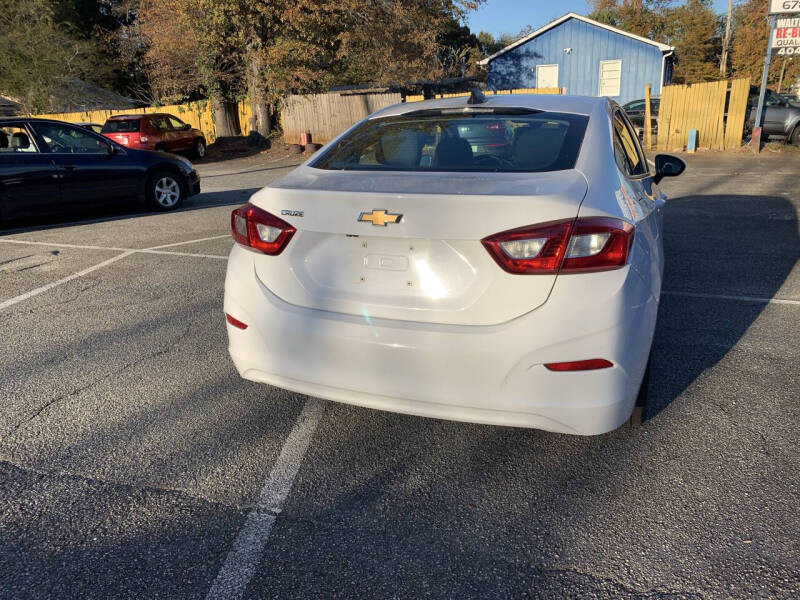 2019 Chevrolet Cruze LS