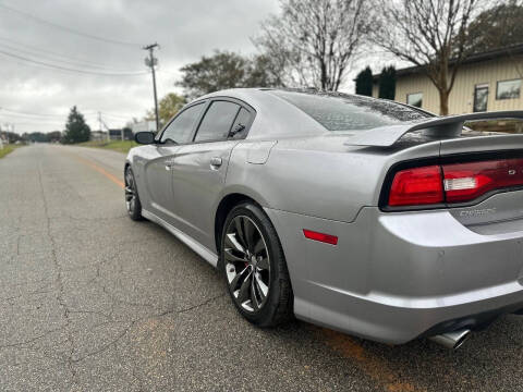 2013 Dodge Charger SRT8