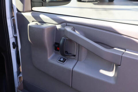 2016 Chevrolet Express 2500