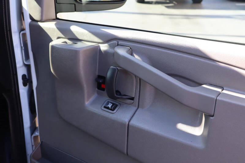 2016 Chevrolet Express 2500