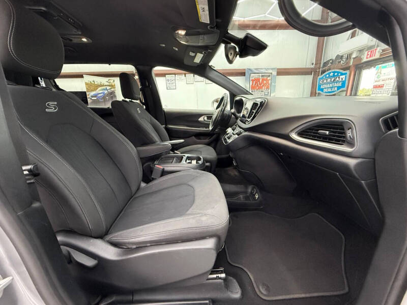 2019 Chrysler Pacifica Touring Plus