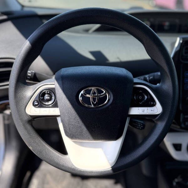 2018 Toyota Prius Two