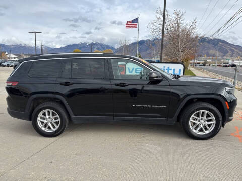 2023 Jeep Grand Cherokee L Laredo