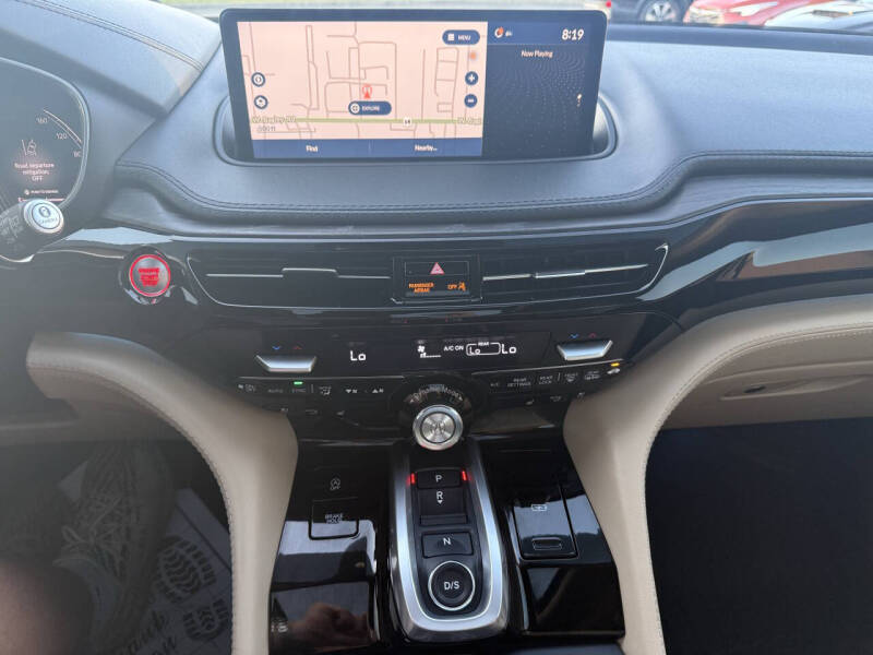 2023 Acura MDX SH-AWD w/Advance