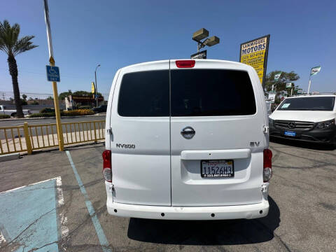 2021 Nissan NV200 SV