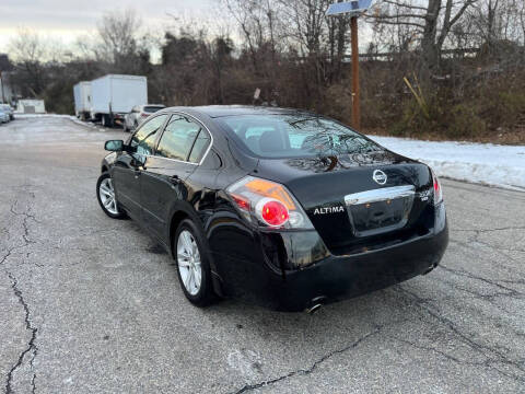 2011 Nissan Altima 3.5 SR