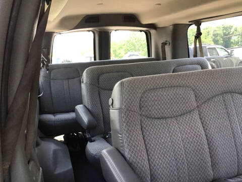2017 Chevrolet Express LS 3500