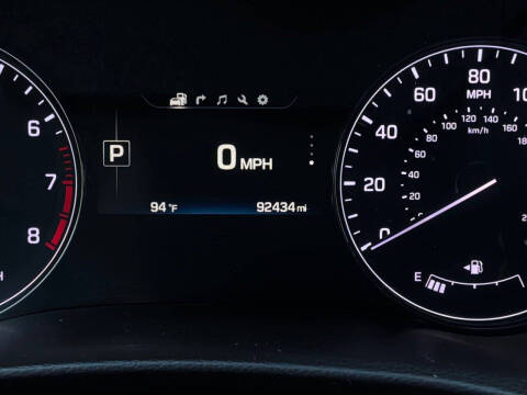 2016 Hyundai Genesis