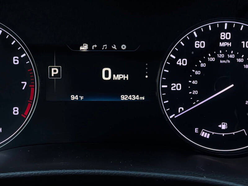 2016 Hyundai Genesis