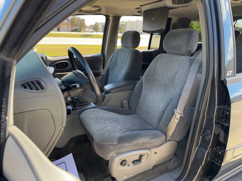 2004 Chevrolet TrailBlazer EXT LT