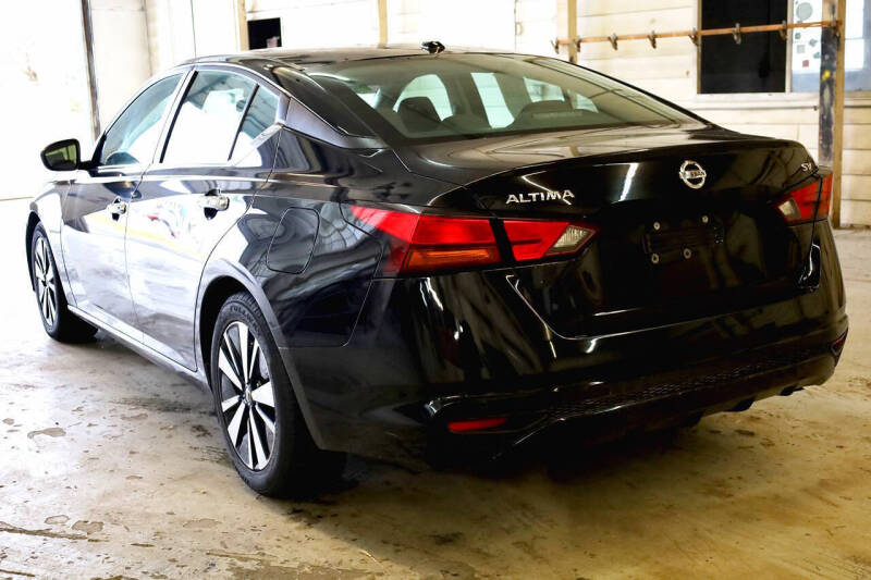 2022 Nissan Altima 2.5 SV