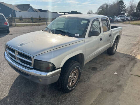 2003 Dodge Dakota for sale at UpCountry Motors in Taylors SC