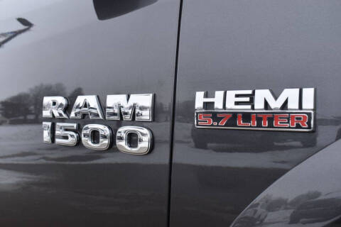 2017 RAM 1500 SLT