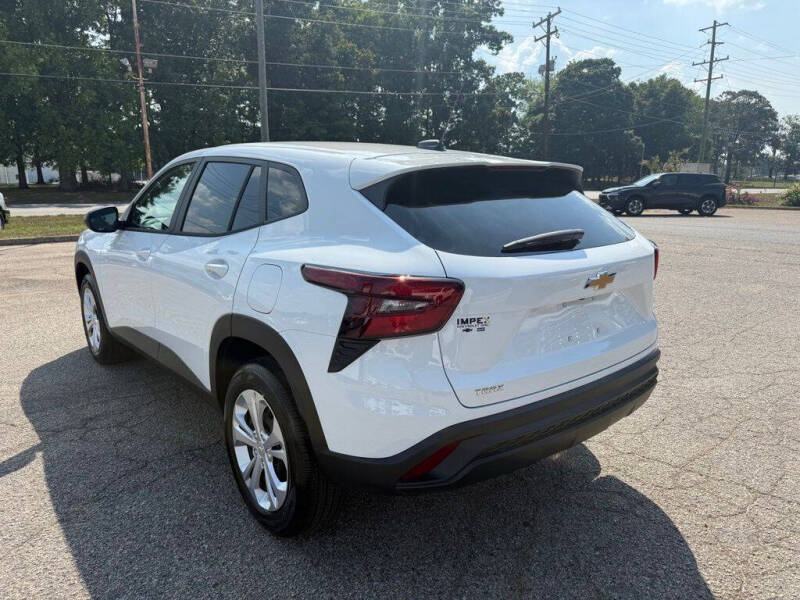 2026 Chevrolet Trax LS