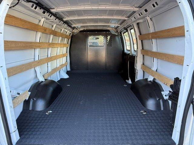 2024 Chevrolet Express 2500